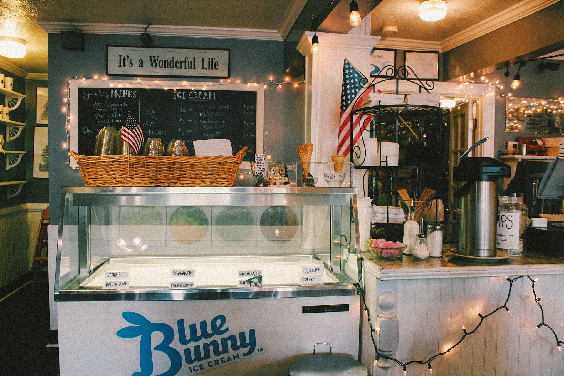 Picnic Cafe and Dessertery A Dahlonega Square Staple